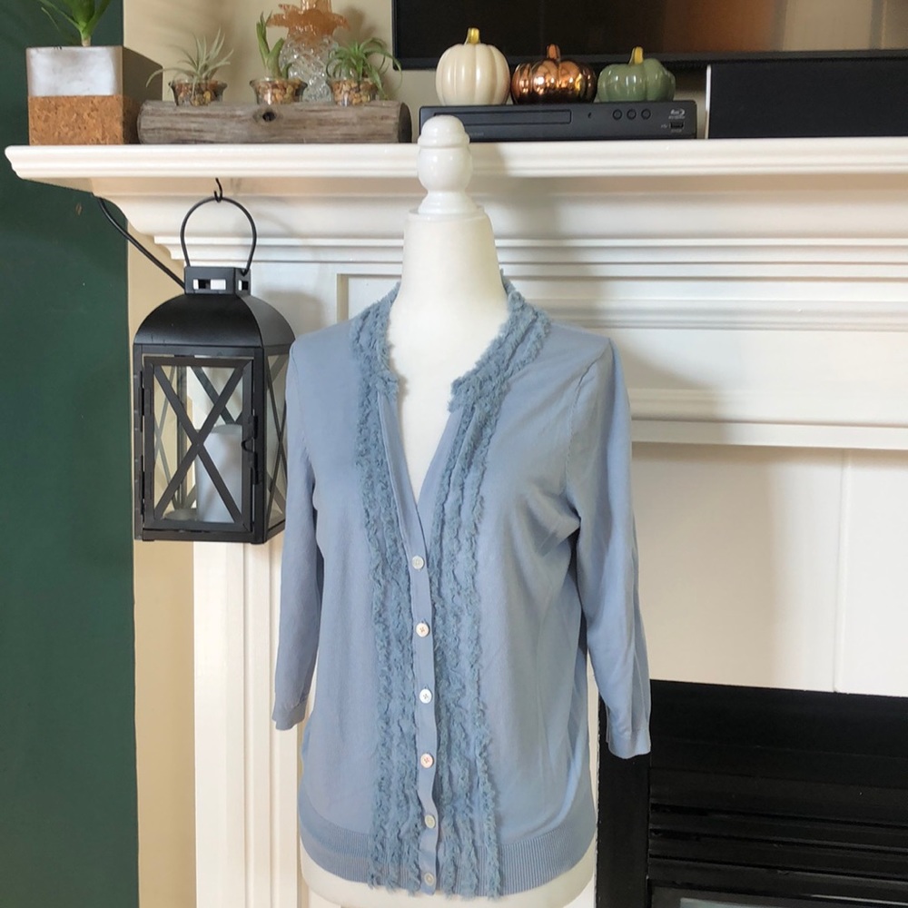🌺Talbots Petite cardigan w/ embellishments 🌺 - Picture 6 of 7